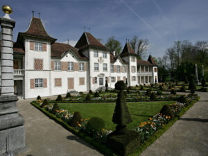 Der um 1700 von Johann Viktor I. von Besenval angelegte Barockgarten des Schloss Waldegg bei Solothurn.