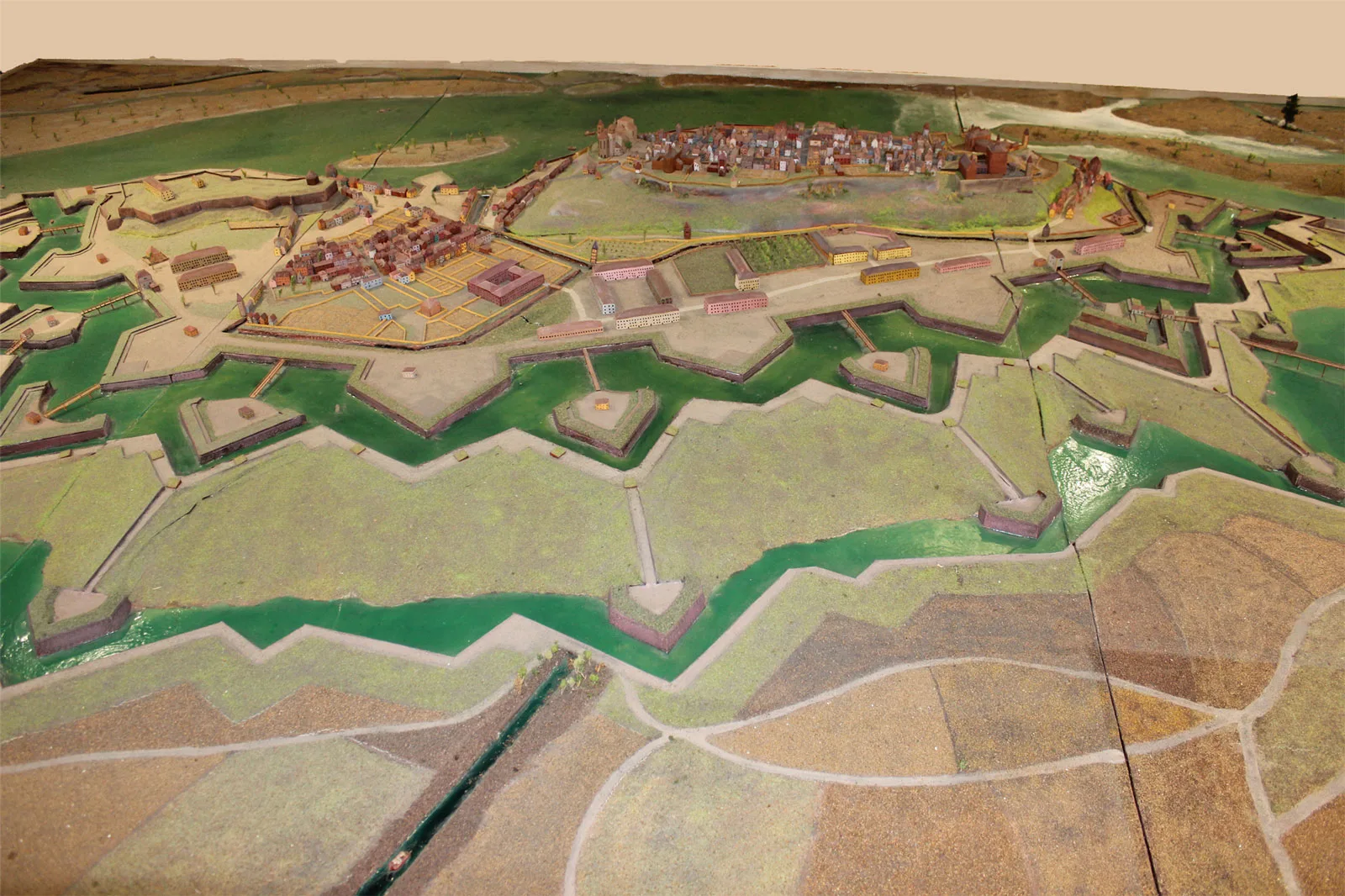 Breisach als französische Festungsstadt auf deutschem Boden, vor 1700 (Modell).