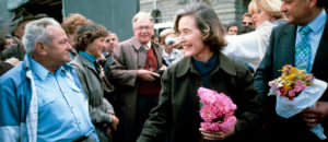 Elisabeth Kopp nach der Wahl zur Bundesrätin, 1984.