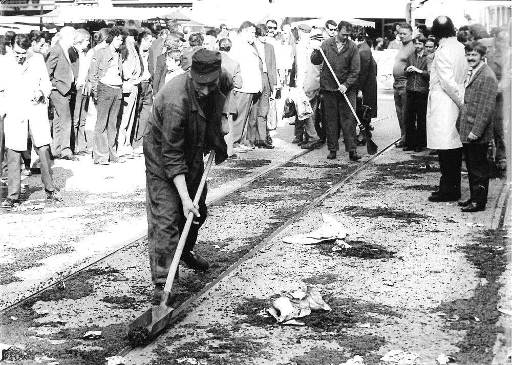 Im Frühling 1972 füllte die militante Separatistengruppe Bélier Tramschienen in Bern.