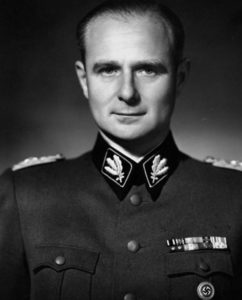 Karl Wolff, höchster SS-Führer in Italien, auf einem Bild von 1937.