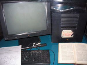 Der Computer von Tim Berners-Lee diente als erster Web-Server der Welt.