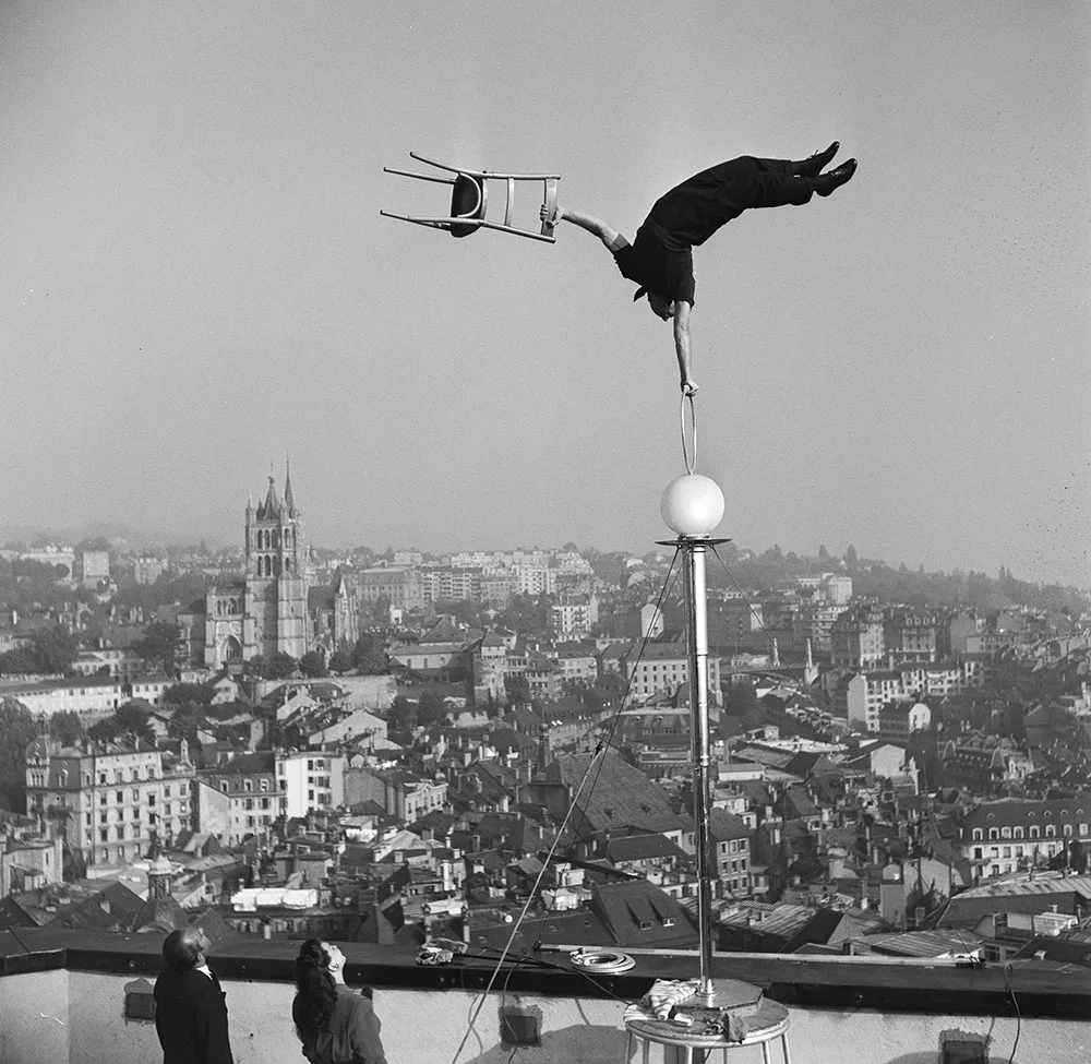 Artist Unus hoch über der Lausanner Altstadt.