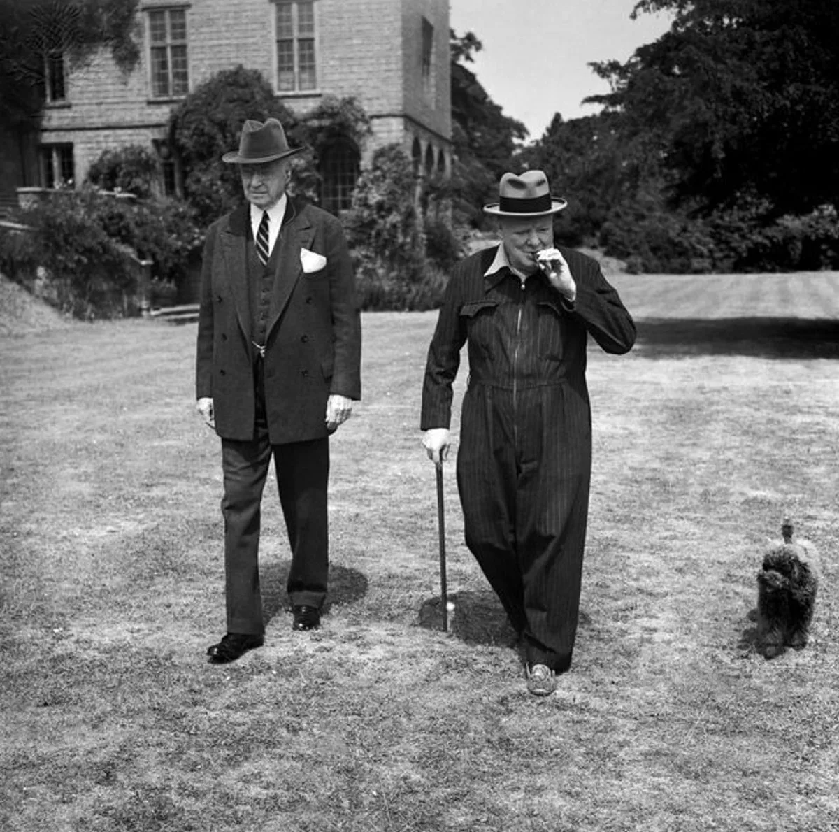 Winston Churchill auf seinem Landsitz Chartwell, 1950er-Jahre.