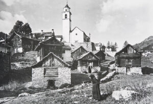 Ansicht des Walserdorfs Bosco Gurin TI, um 1935.