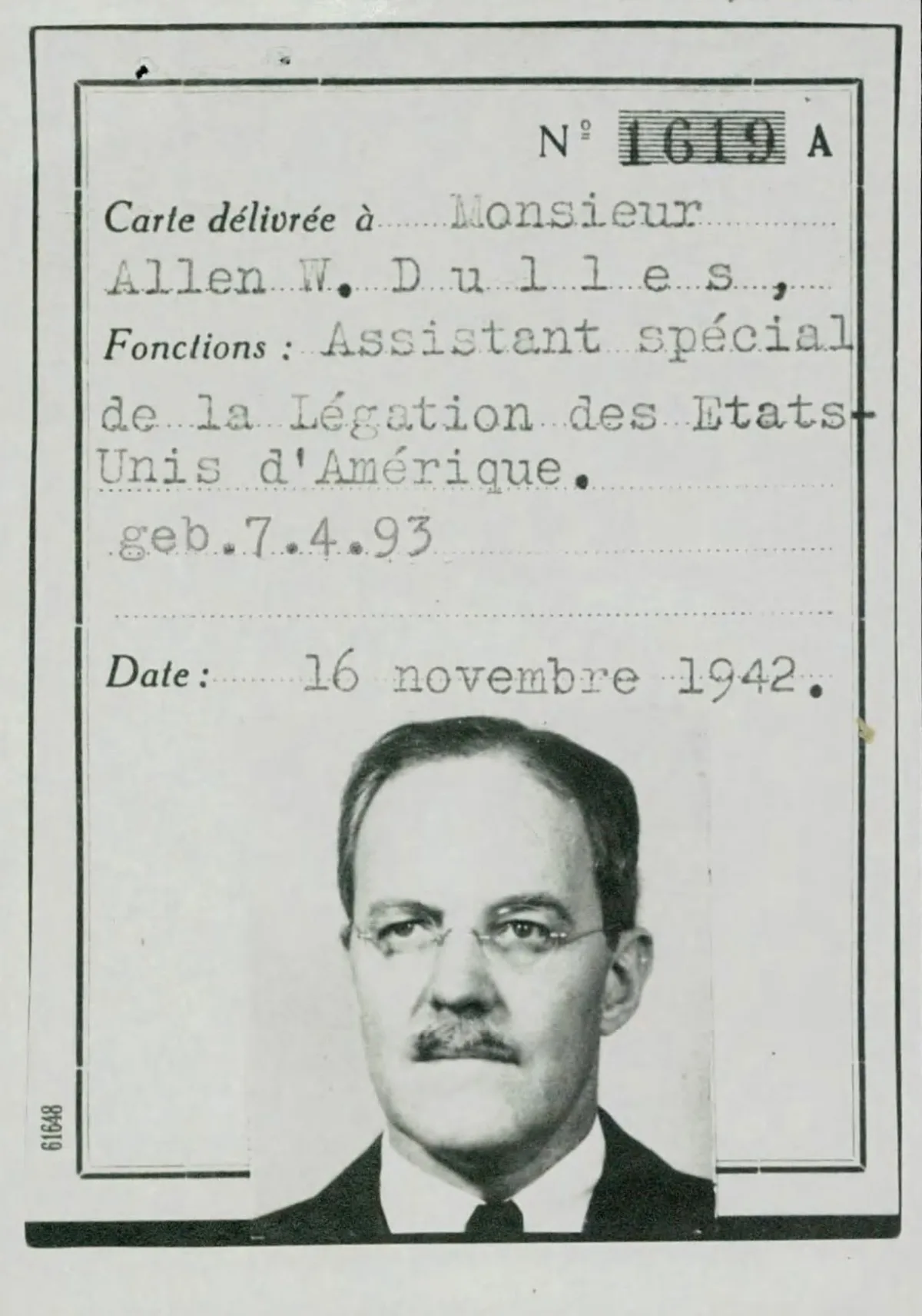 Amerikanischer Diplomatenausweis von OSS-Chef Allen Dulles vom November 1942.