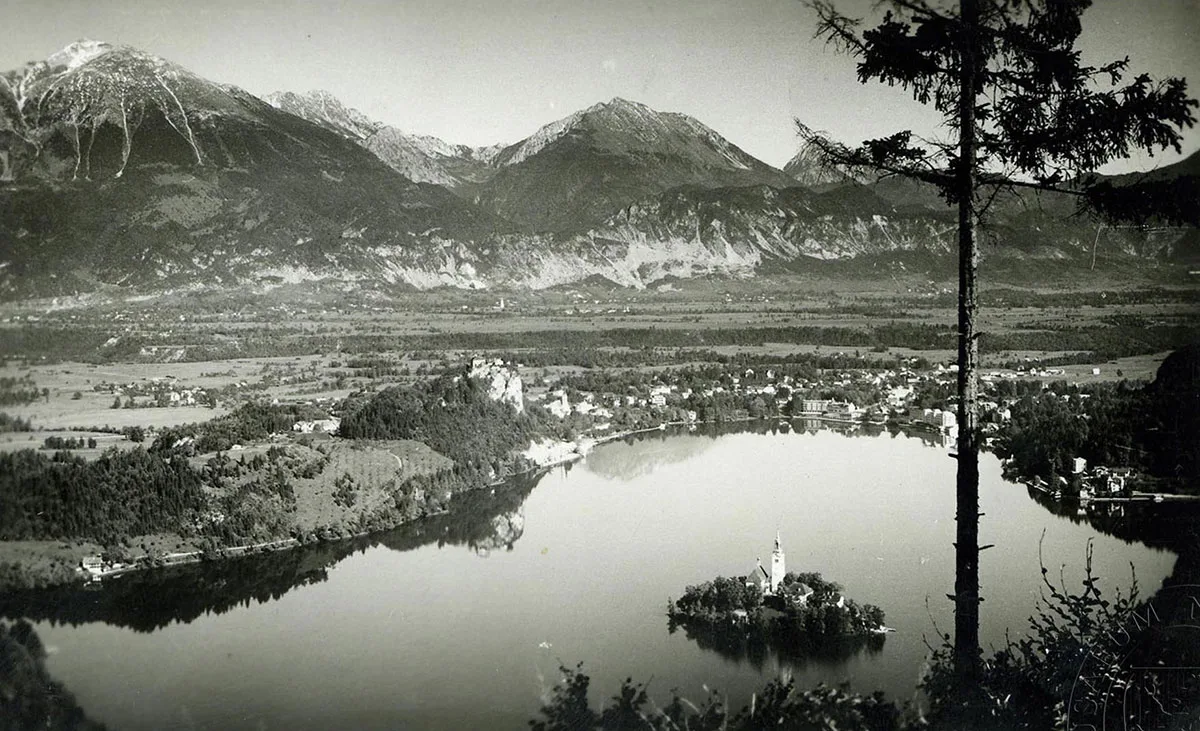 Bled als Motiv einer Postkarte, um 1935.