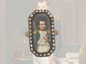 Gold finger ring with the portrait of Napoleon, around 1800.