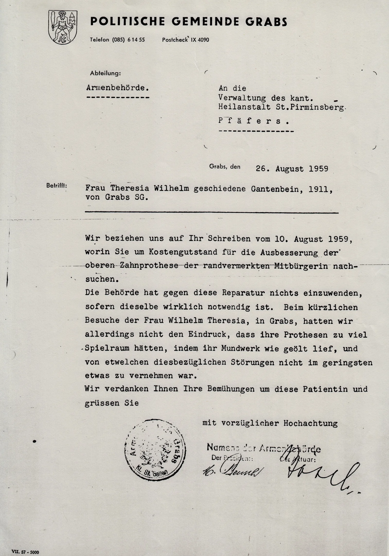 Brief der Gemeinde Grabs vom August 1959. Auf die Bitte, für die Kosten der Aufbesserung von Maria Theresia Wilhelms Zahnprothese aufzukommen, schreibt der Präsident der Armenbehörde von Grabs zynisch, dass beim kürzlichen Besuch ihr «Mundwerk wie geölt lief».