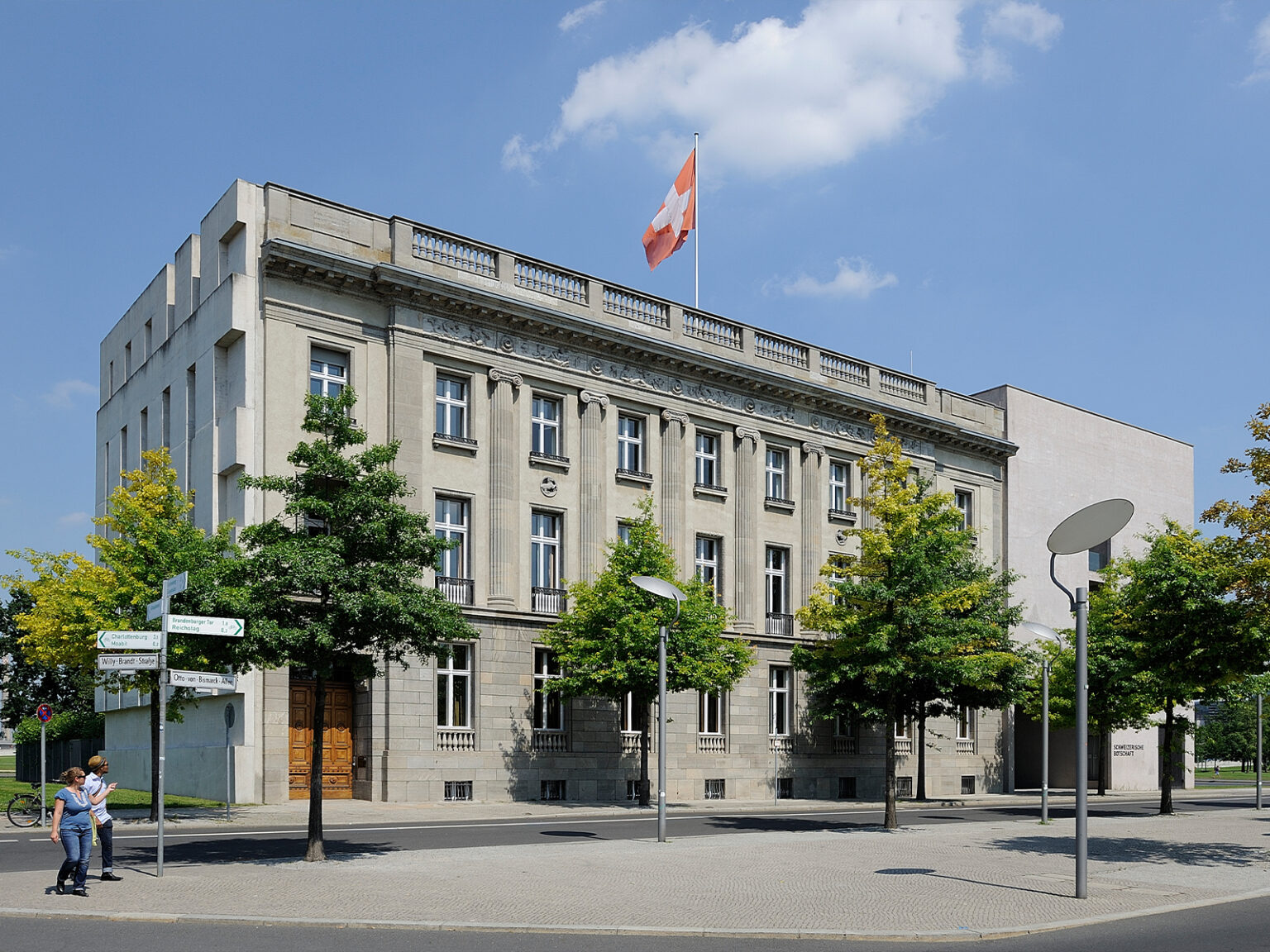 Die Schweizerische Botschaft in Berlin Symbol f 252 r Kontinuit 228 t Blog zur Schweizer Geschichte 
