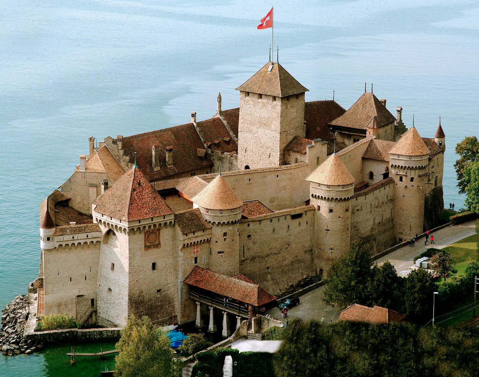 Schloss Chillon von der A9 aus gesehen, 2008.