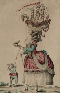 «Coiffure à la Belle Poule» avec maquette de bateau, inspirée de l’œuvre capillaire légendaire de Marie-Antoinette.