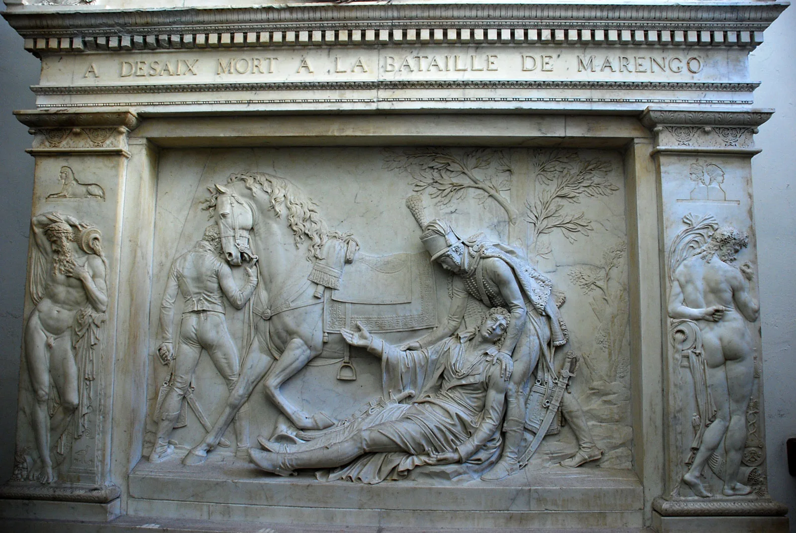 Das Denkmal für den gefallenen General Desaix.