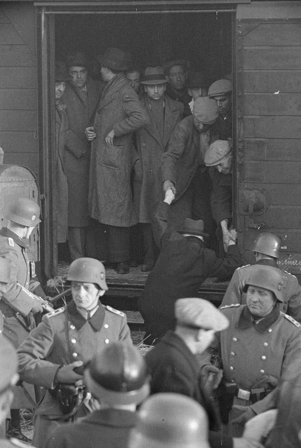 Deportation von Juden in Marseille, 1943.