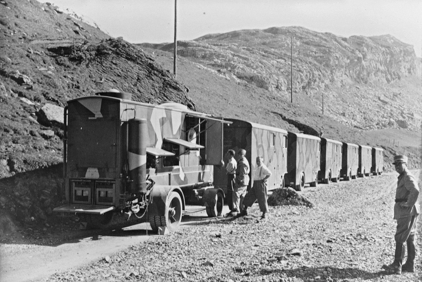 Der «fahrbare Landessender» in Melchsee-Frutt 1946