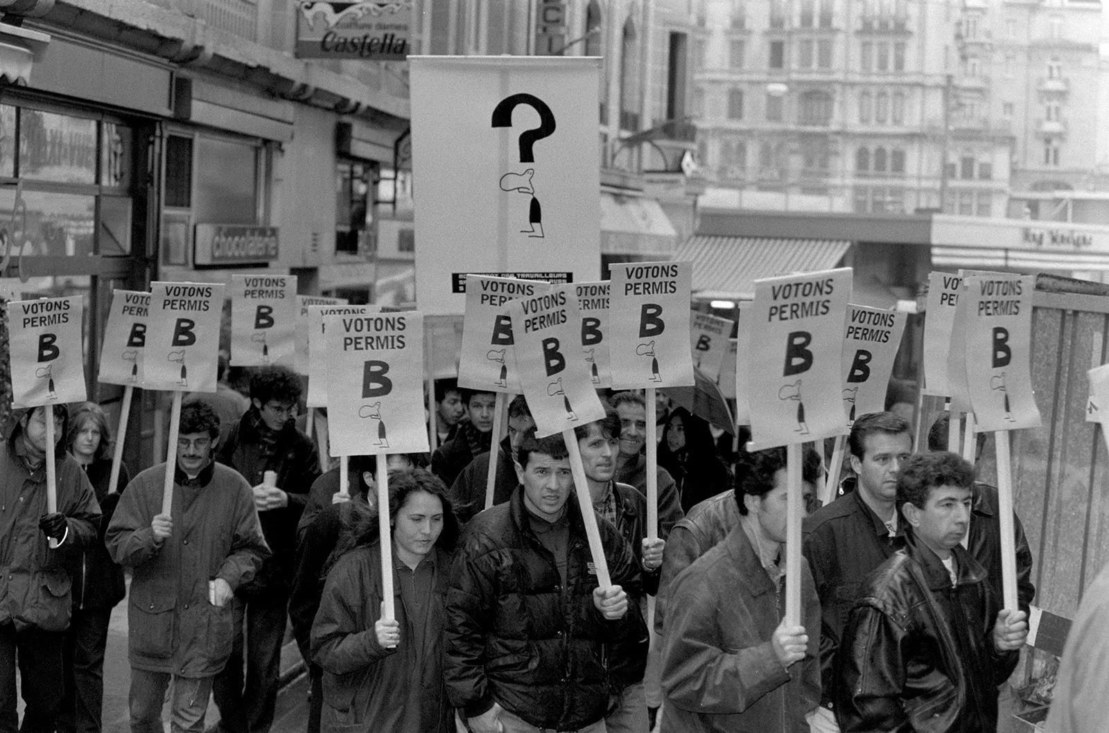 Workers from ex-Yugoslavia demonstrating for a residence permit in March 1998 in Lausanne.