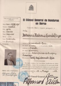 Honduranischer Pass von Johanna Gundelfinger-Nahm ausgestellt im Mai 1943.