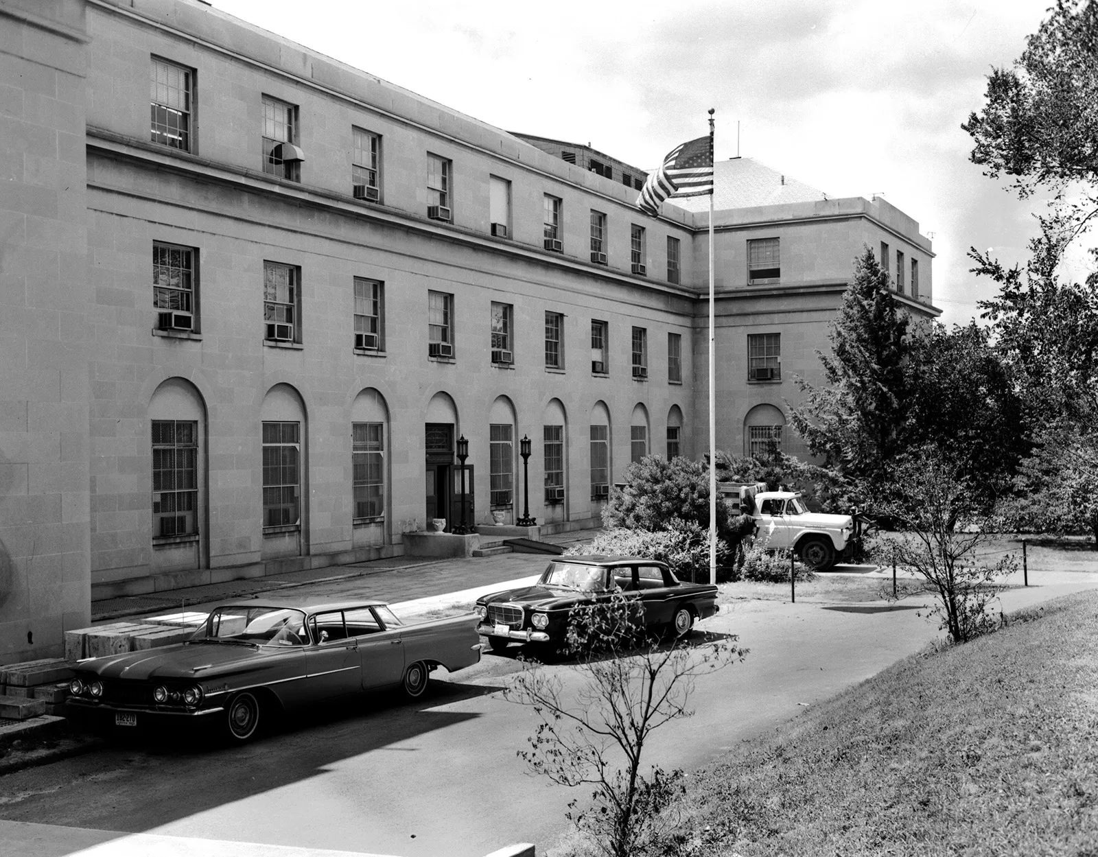 La demande adressée à Soleure provenait de cet immeuble de bureaux historique situé à Washington: le «E Street Complex», lieu de naissance et premier siège de la Central Intelligence Agency (CIA).