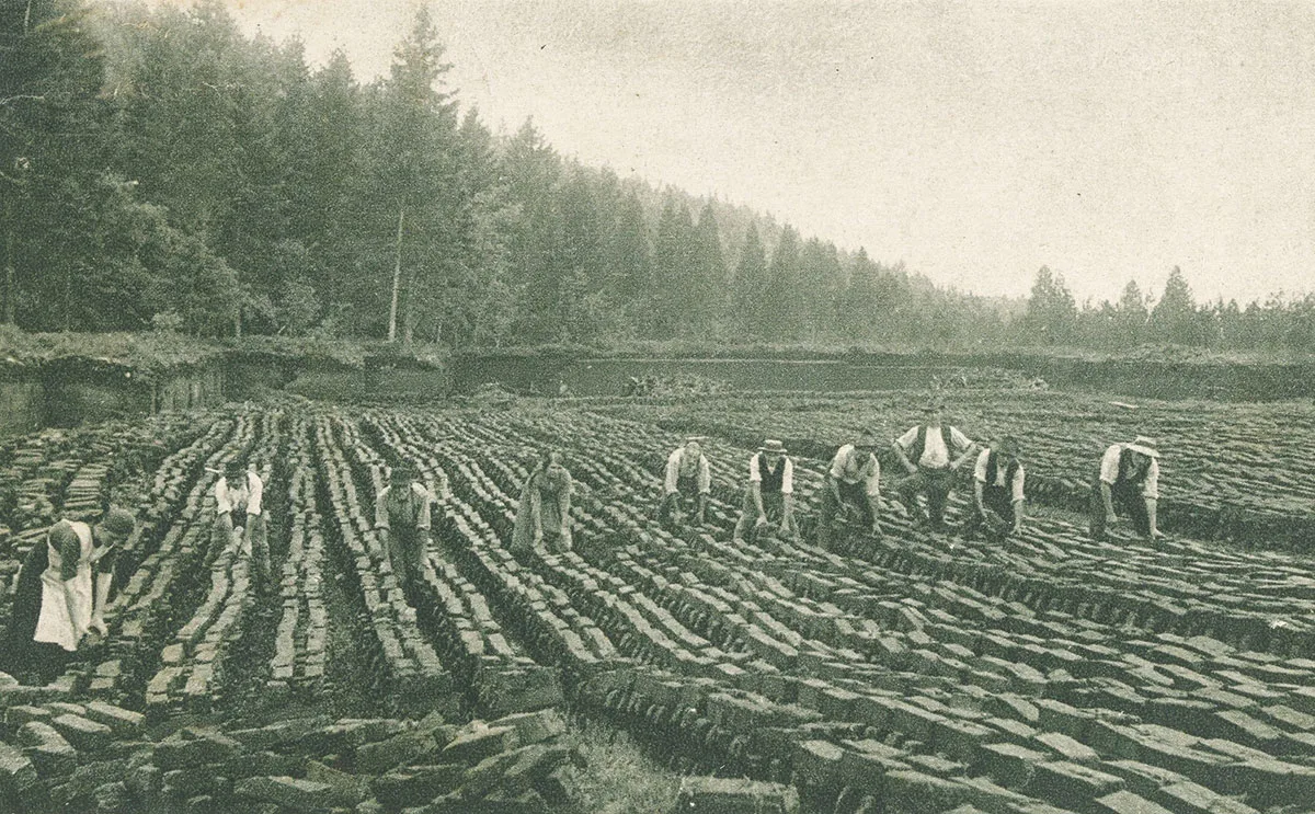 Torfgewinnung um 1920.