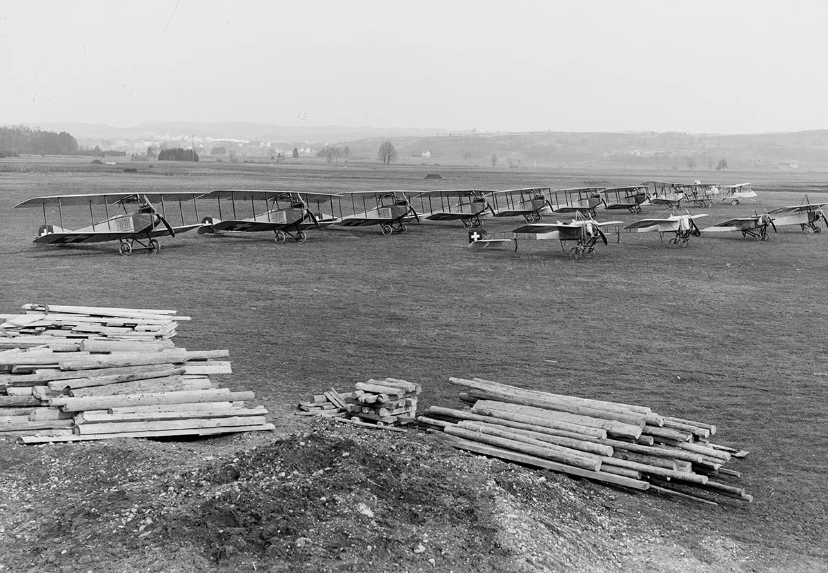 Der Flughafen Dübendorf Ende 1915.