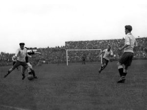 In the 1924 Olympic final, Switzerland played against the superior Uruguay. José Andrade (with the ball) was the star of the tournament.