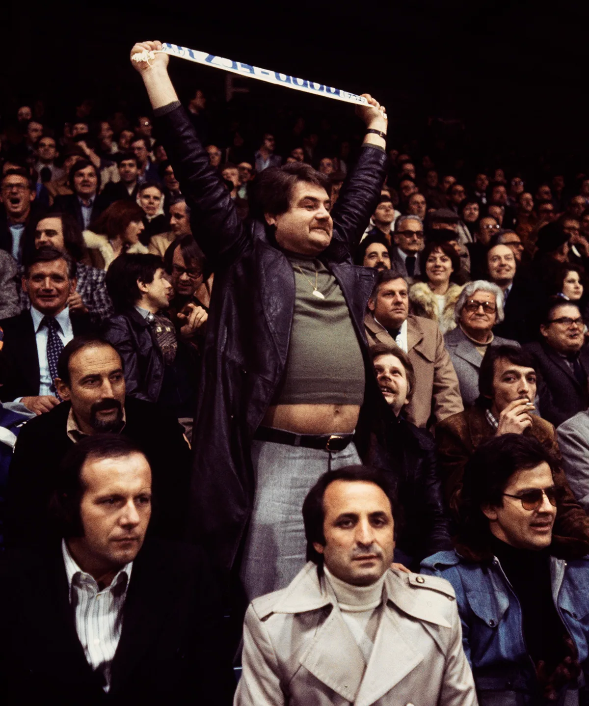 Fussballfan am Spiel FC Zürich gegen FC Liverpool am 6.4.1977.