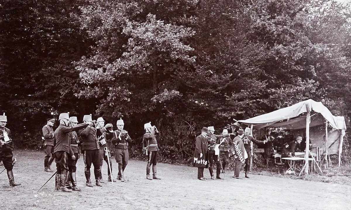 Besichtigung der Grenzbefestigung in Boncourt durch die Bundesräte Giuseppe Motta und Edmund Schulthess, 1914. 