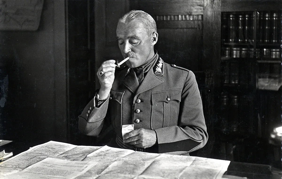 Militärpostkarte mit General Henri Guisan, 1939.