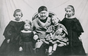 Jakob Ziegler-Pellis with his grandchildren (l-r): Anna Ziegler, Gertrud Hasler, Henry Ziegler and Leonie Ernst, circa 1861.