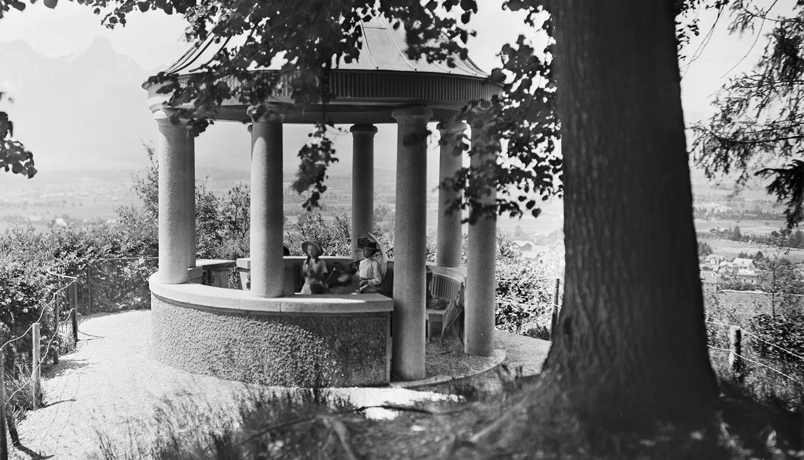 Pavillon auf dem «Jakobshübeli», 1912, fotografiert von Jean Moeglé.