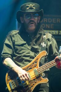 Lemmy Kilmister, Frontmann von Mötorhead schwor auf Totenköpfe.