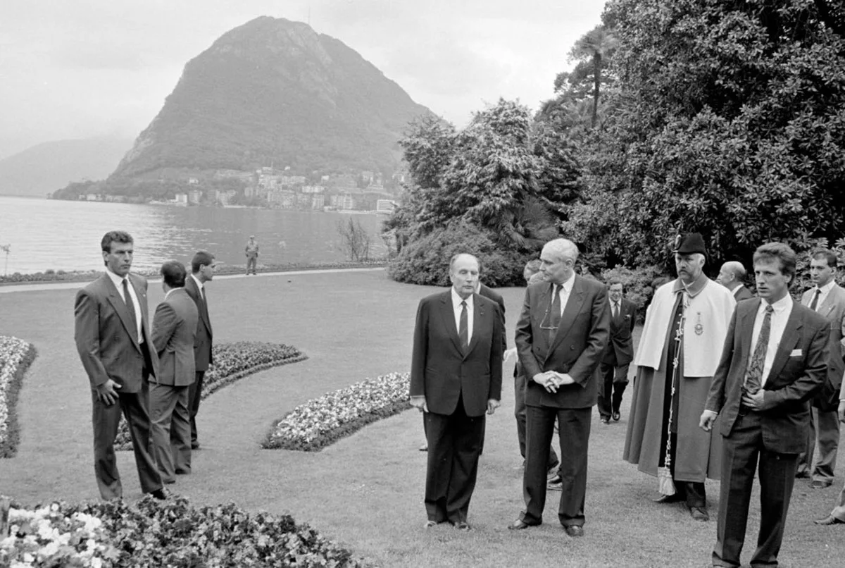 Im Juni 1991 trafen sich Bundespräsident Flavio Cotti (rechts) und der französische Staatspräsident François Mitterrand in Lugano.