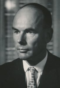 Portrait of diplomat Max König.