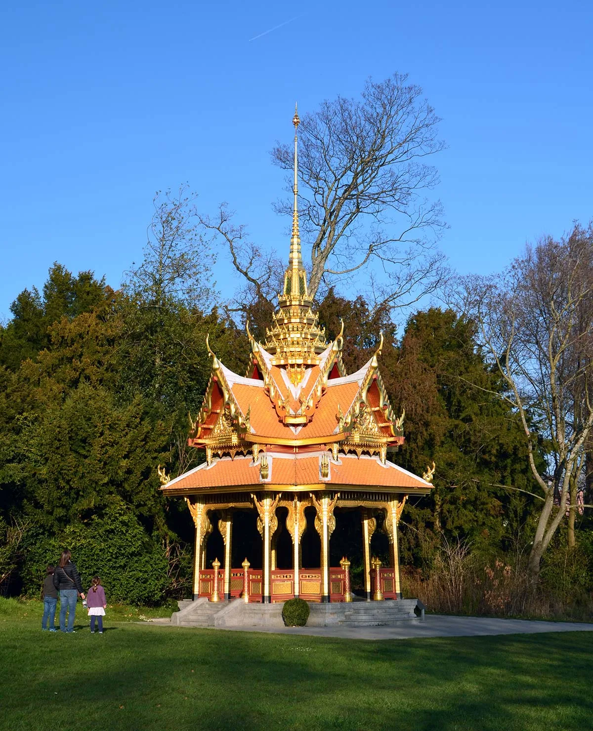 Der Pavillon des thailändischen Königs im Denantou-Park in Lausanne.