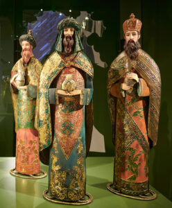 A 20th century crib from the Philippines in which the Kings wear magnificently decorated robes.
