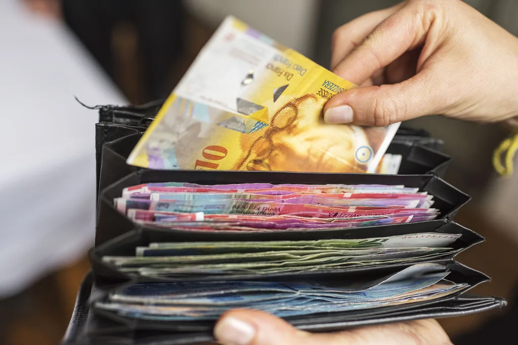 We hold banknotes in our hands every day without ever really looking at them: years of work went into developing the eighth series.