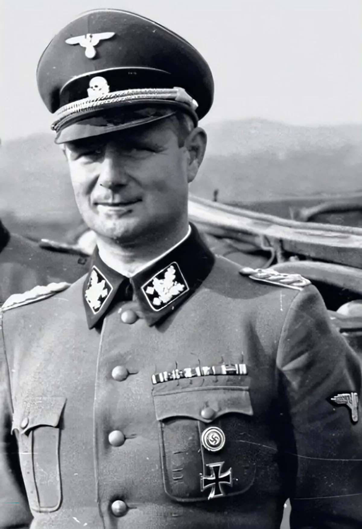 Porträt von Karl Wolff von 1942.