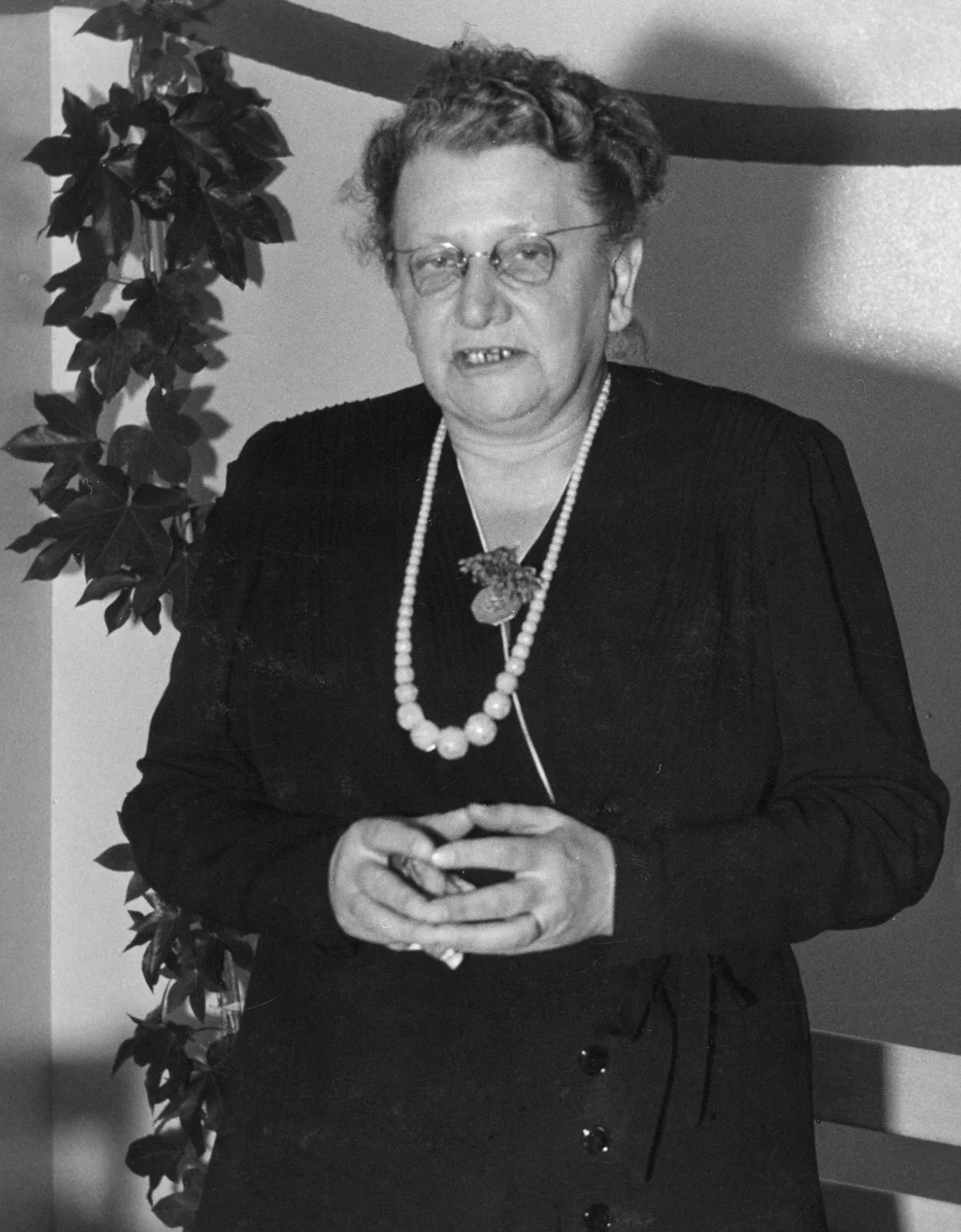 Die Frauenrechtlerin Regina Kägi machte sich bereits früh für die Rechte und die gesellschaftliche Wiedereingliederung der ehemaligen Spanienfreiwilligen stark.