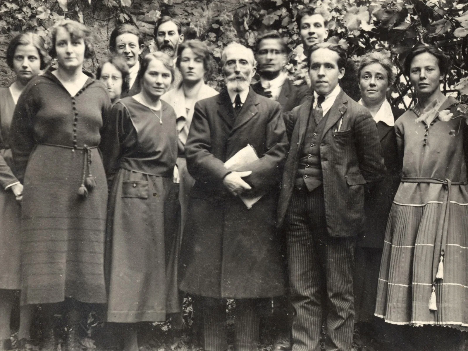 Sabina Spielrein (front row, second from left) began working at the Rousseau Institute in Geneva in 1921 – an academically productive period during which she gave lectures and talks, published papers and conducted a series of training analyses with her colleagues.