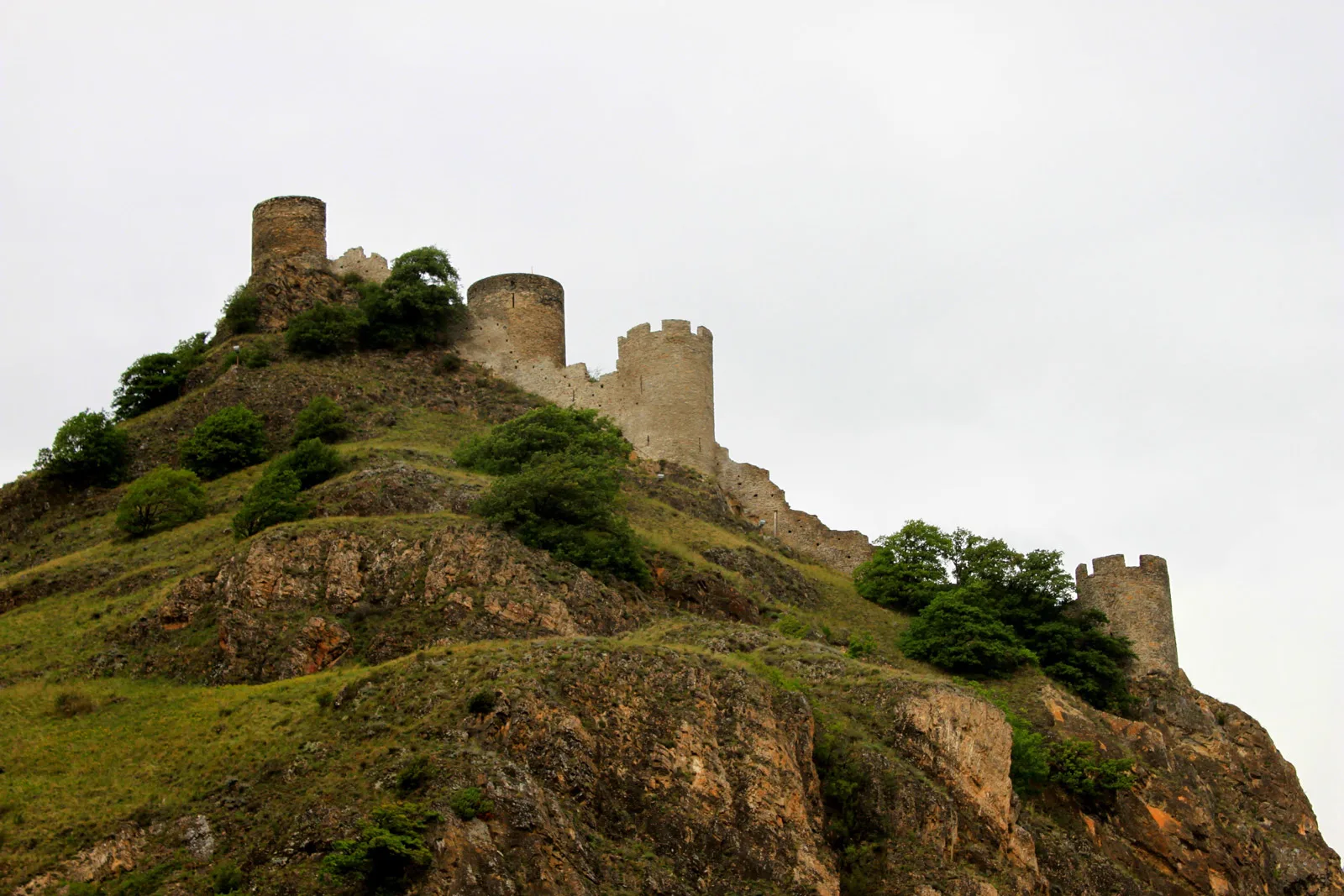 ... les remparts de Saillon (VS)...