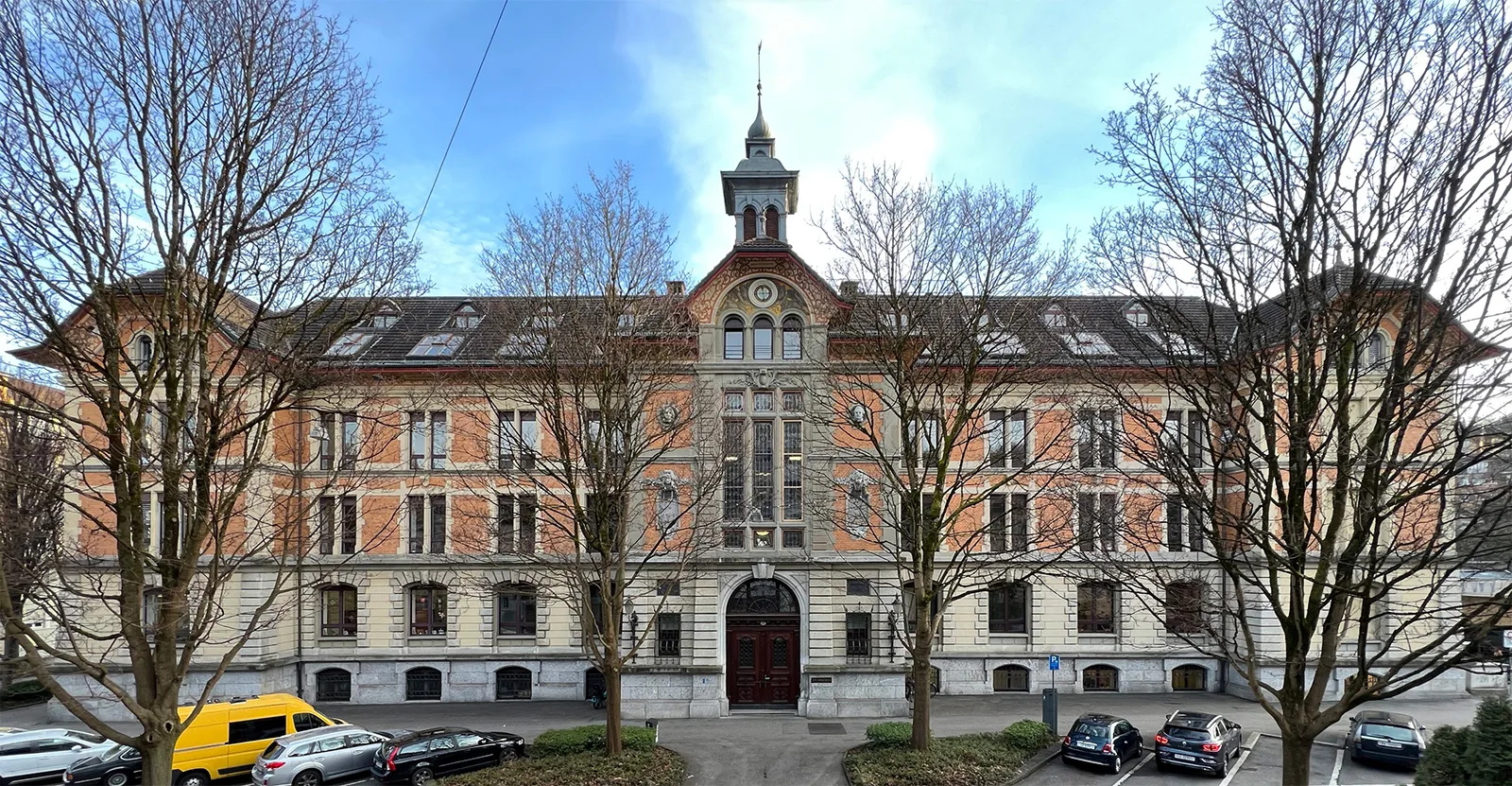 Das Sälischulhaus in Luzern, 1898