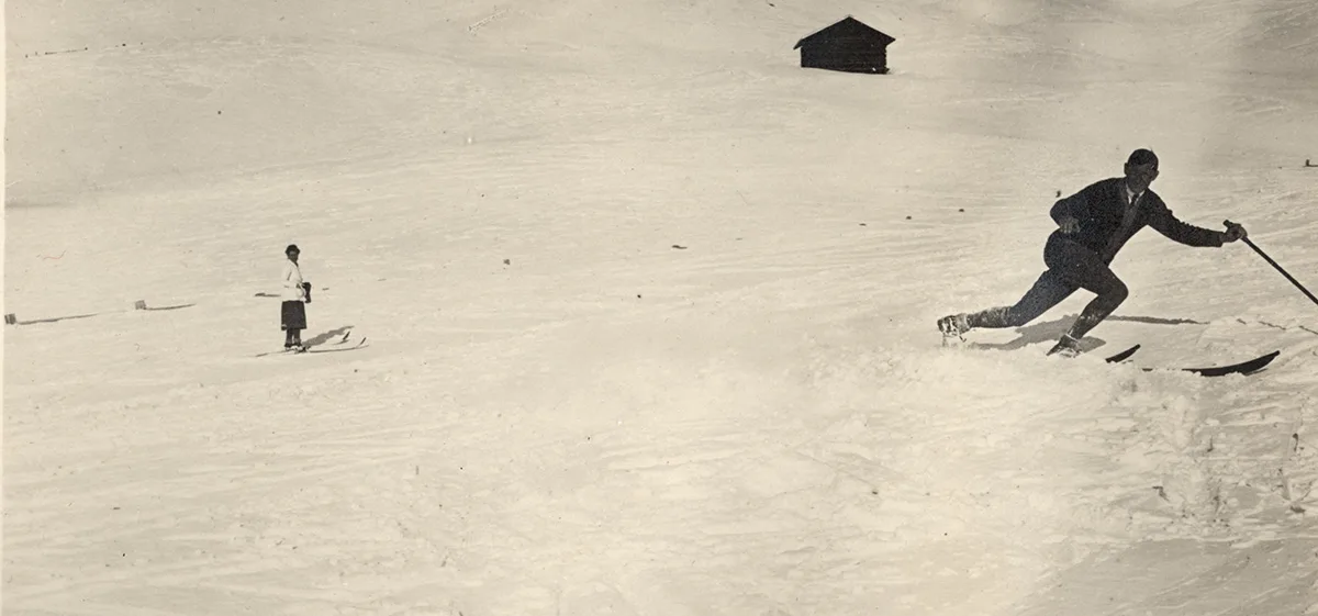 Skipiste im Graubünden, um 1920.