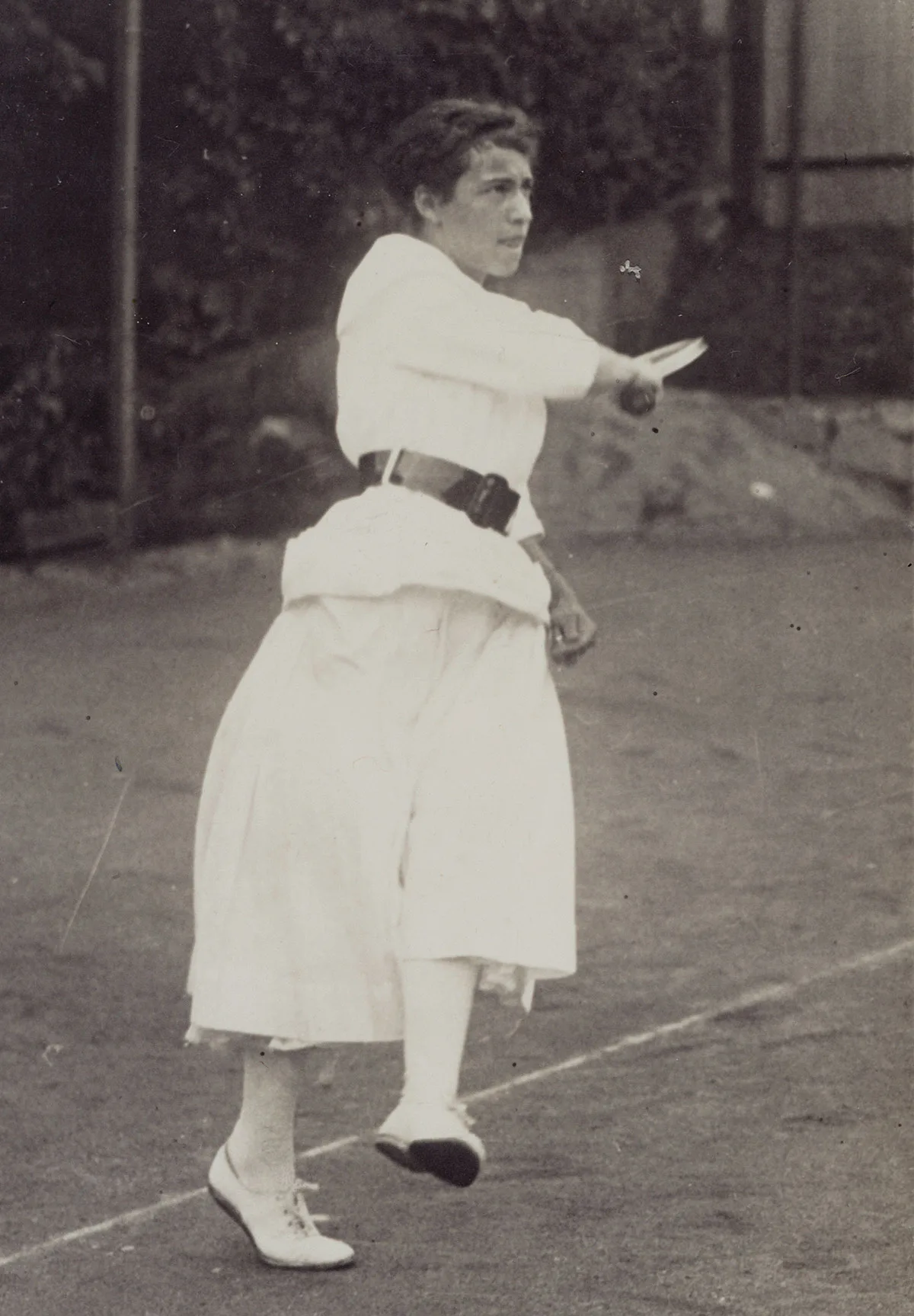 Zürcher Tennisspielerin aus dem Jahr 1917.