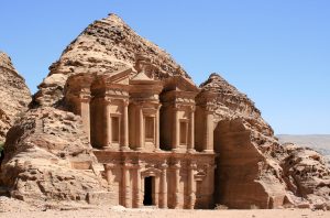 Ad Deir (das Kloster) in Petra, Jordanien.