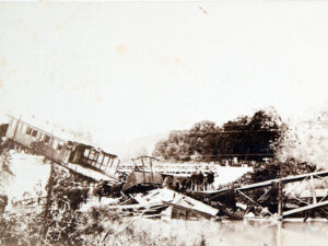 Une image apocalyptique: la catastrophe ferroviaire de Münchenstein de juin 1891.