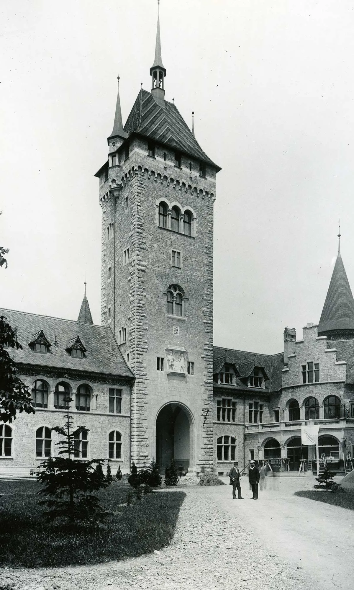 Turm des Landesmuseums in Zürich, fotografiert 1898.