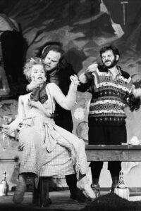Anne-Marie Kuster, Heinz Bühlmann, Walo Lüönd (v.l.r.) an der Uraufführung von «Sennentuntschi» im Schauspielhaus Zürich.