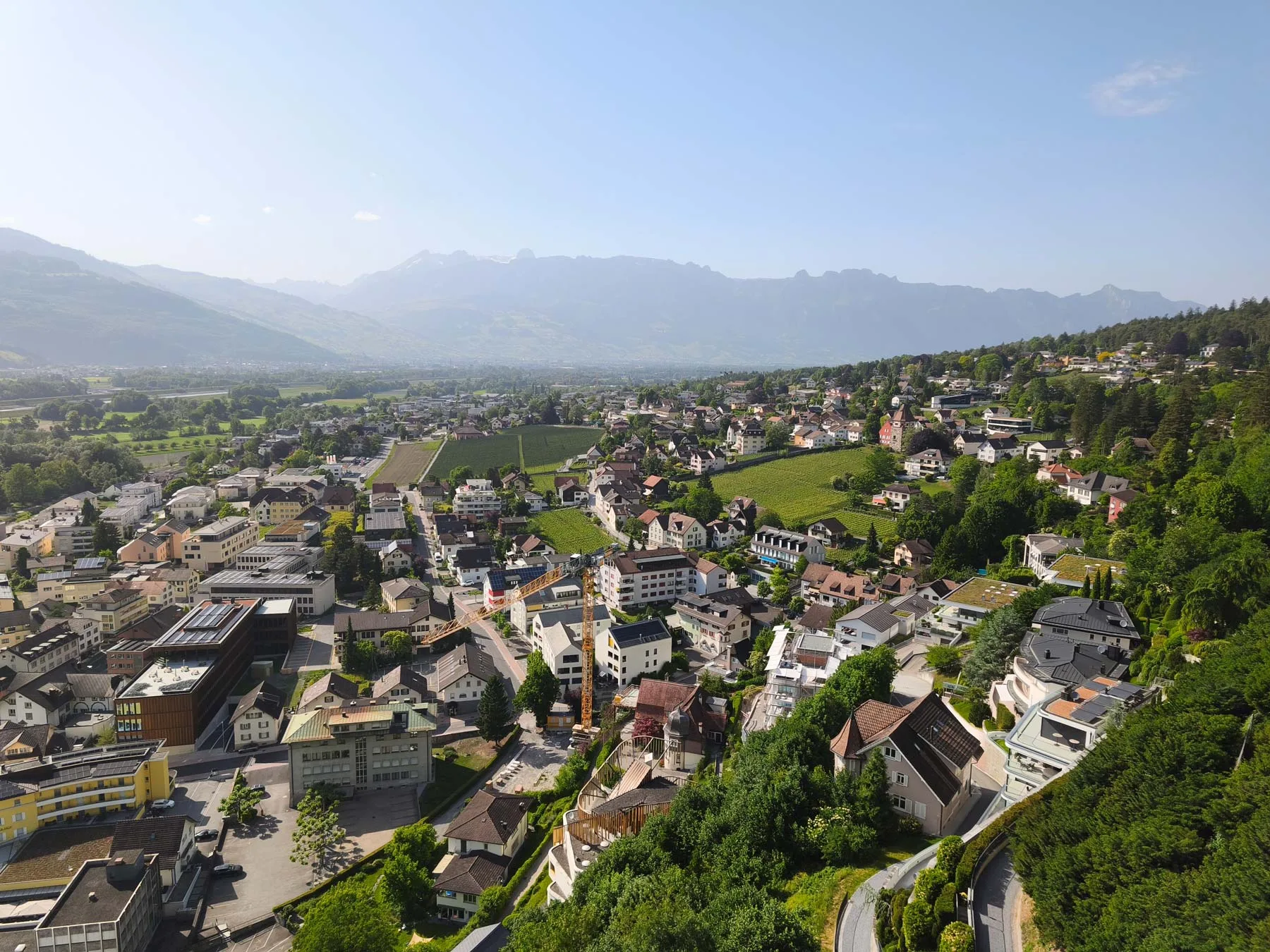 Blick auf Vaduz: Bis heute hat die liechtensteinische Hauptstadt einen starken Finanzsektor.