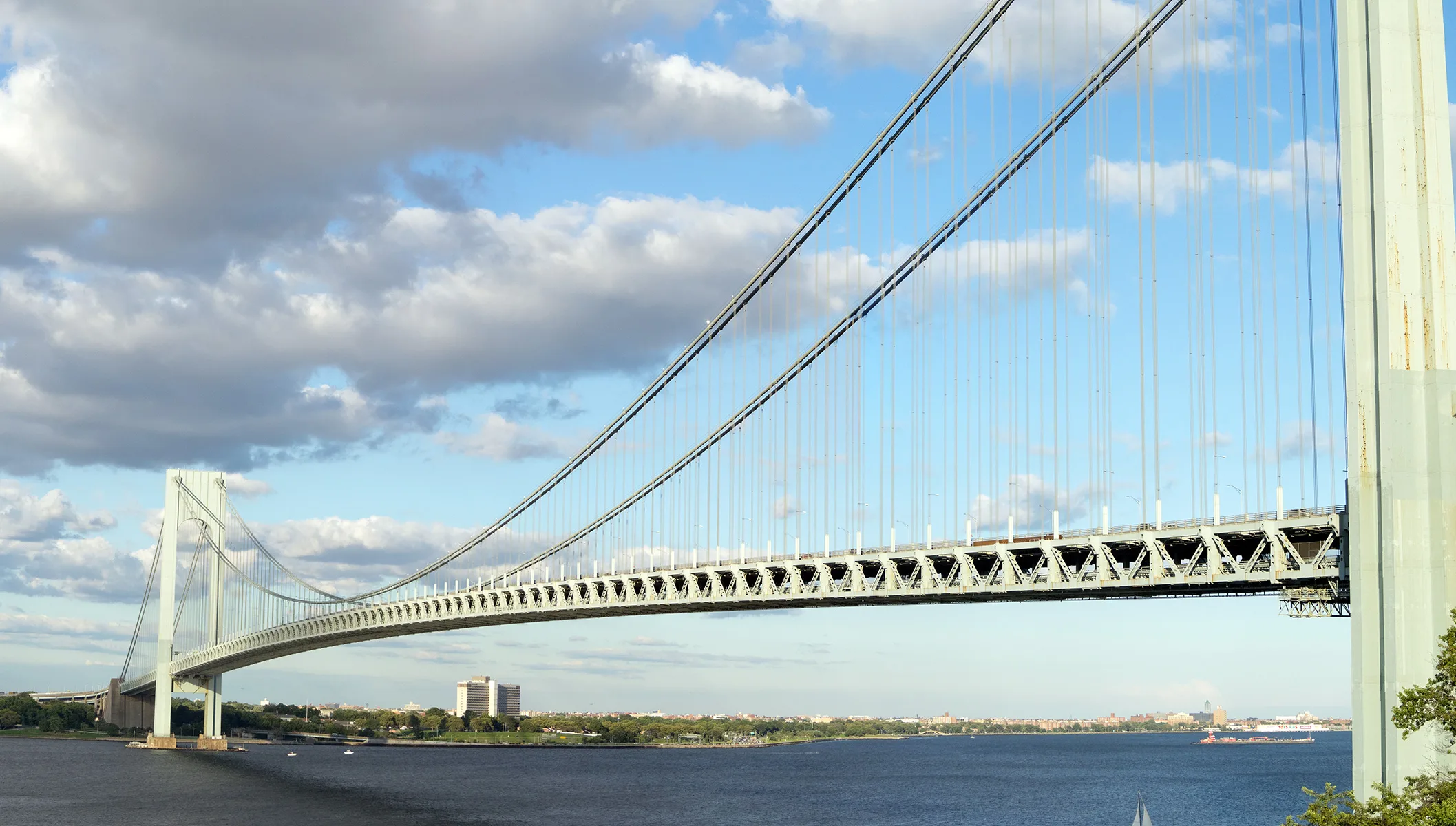 Die Verrazzano-Narrows Bridge in New York, fertiggestellt 1964.