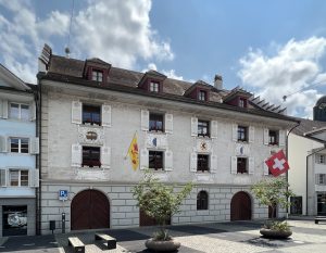 Das ehemalige Kaufhaus von Willisau. Die Bezeichnung Rathaus wird vermehrt seit 1912 verwendet.